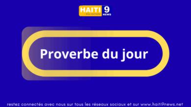 Bannière youtube de musique avec touches de piano bleu 20250806 212651 0000